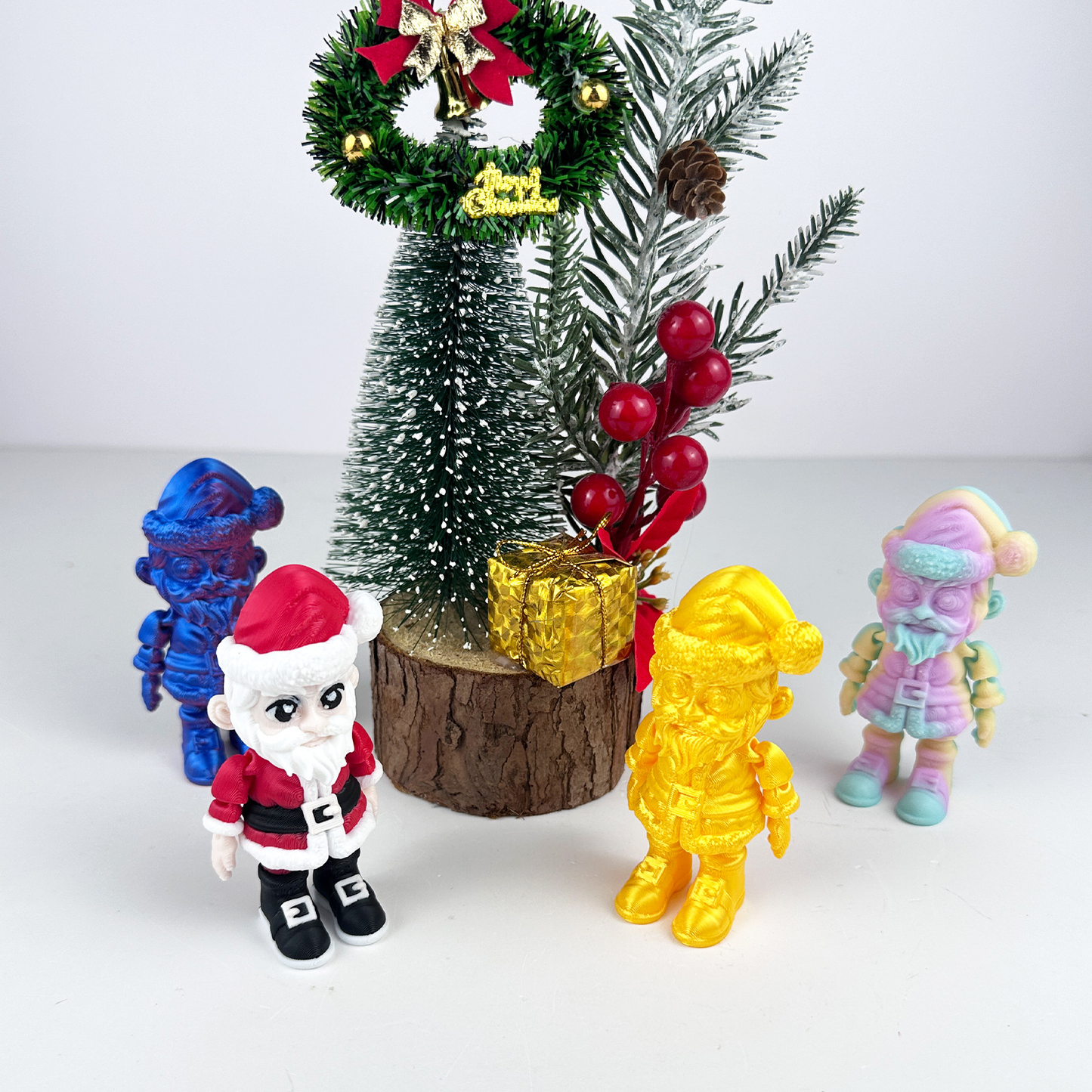 3D-printed Santa Claus fridge magnet (Christmas decoration)