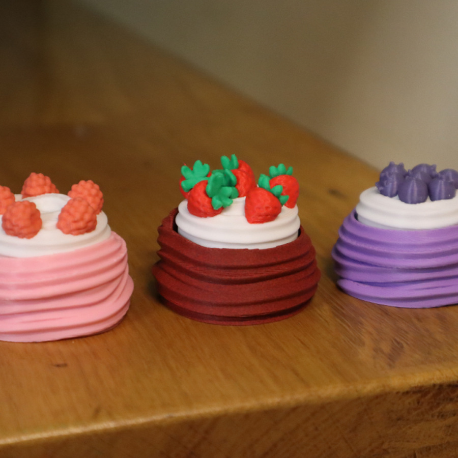 3D-printed pastry cake