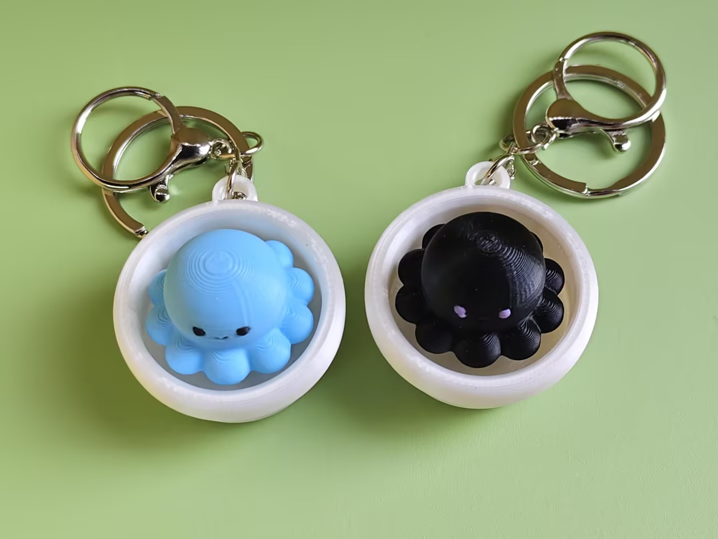3D printed octopus push-toy keychain