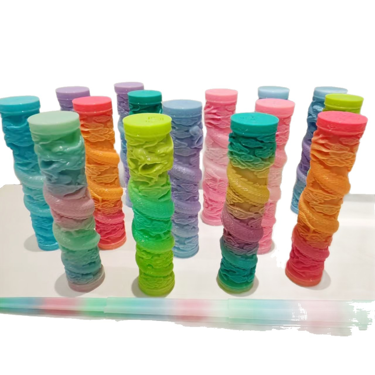 3D-printed dragon-patterned telescopic toy sword