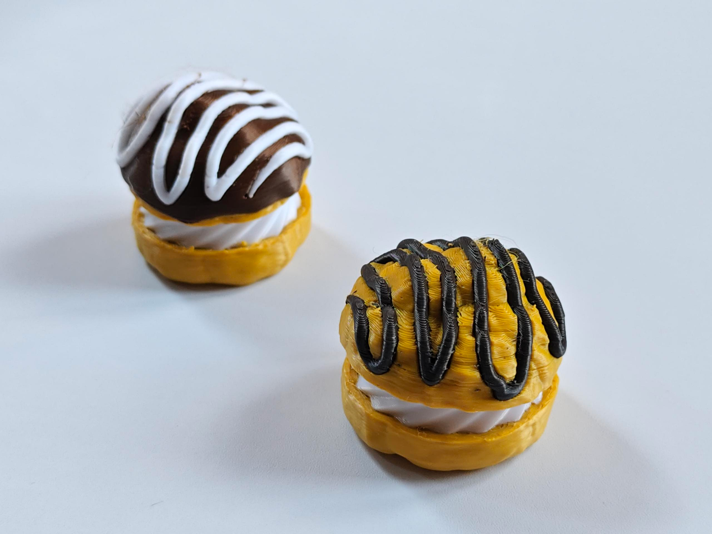 3D-printed Macaron Dessert Ornament