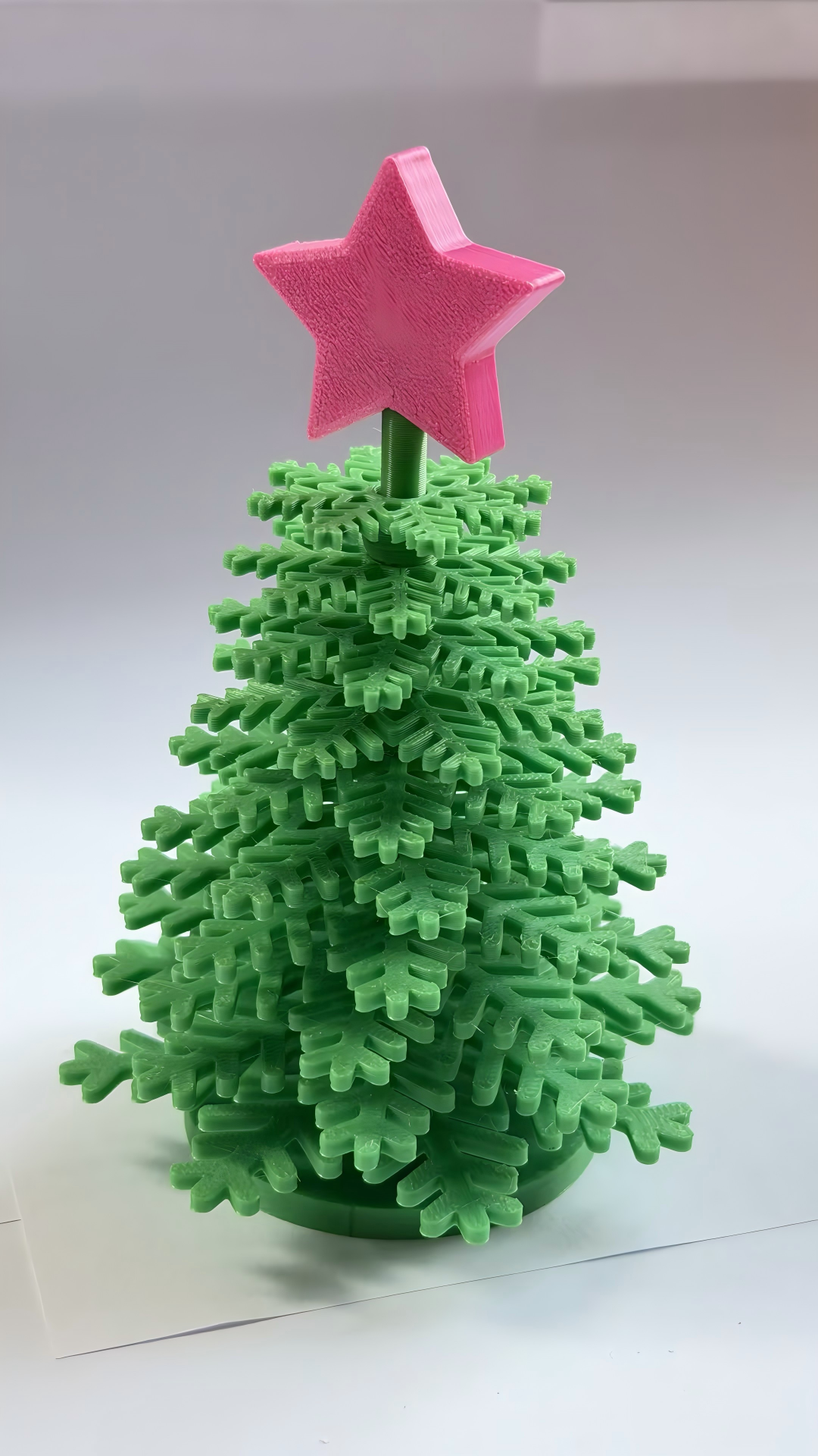 3D printed star Christmas tree ornaments