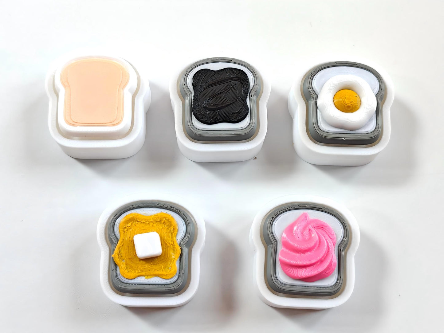3D-printed toast figurine