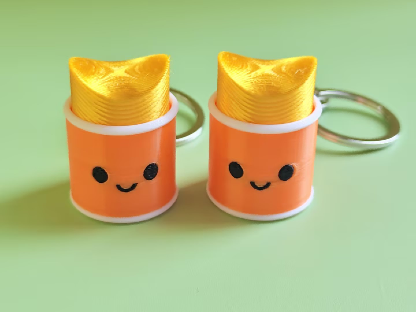 3D printed potato chip push-toy keychain