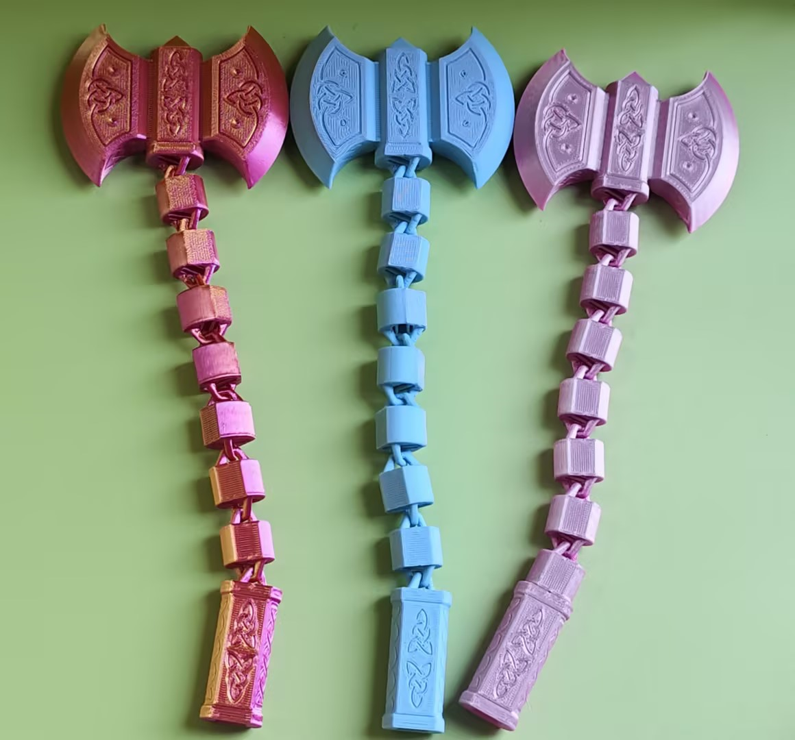 3D printed telescoping axe ornament