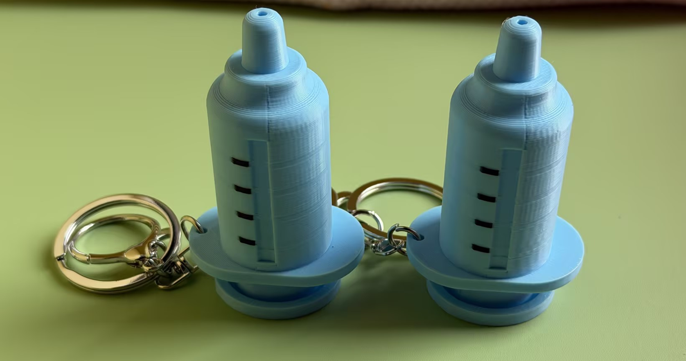 3D Printed Syringe Push-Button Keychain
