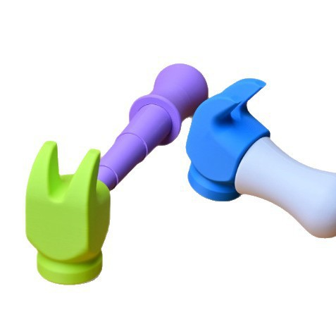 3D-printed retractable hammer stress-relief toy for children