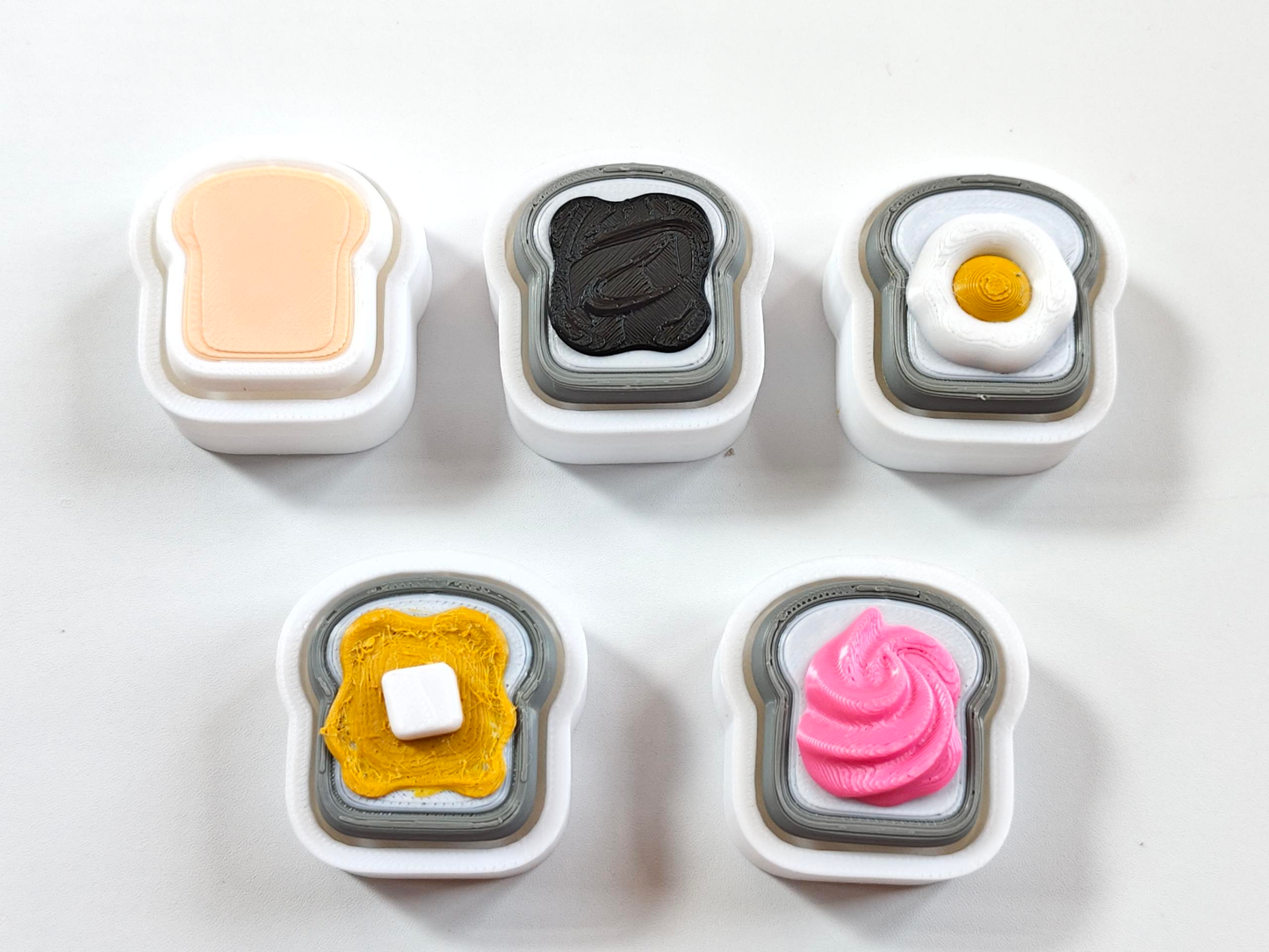 3D-printed Toast Bread Ornament