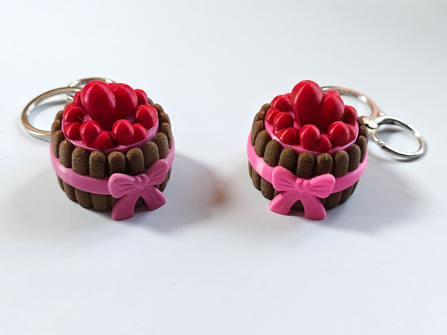 3D-printed Heart & Bow Cake Keychain