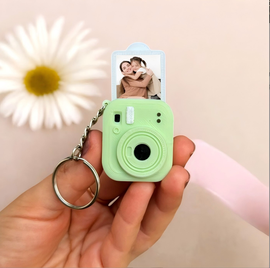 3D-printed instant camera keychain charm