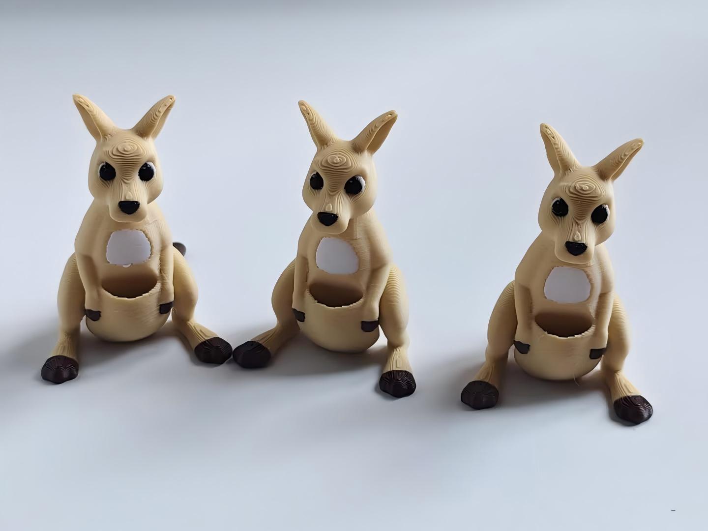 3D-printed kangaroo figurine