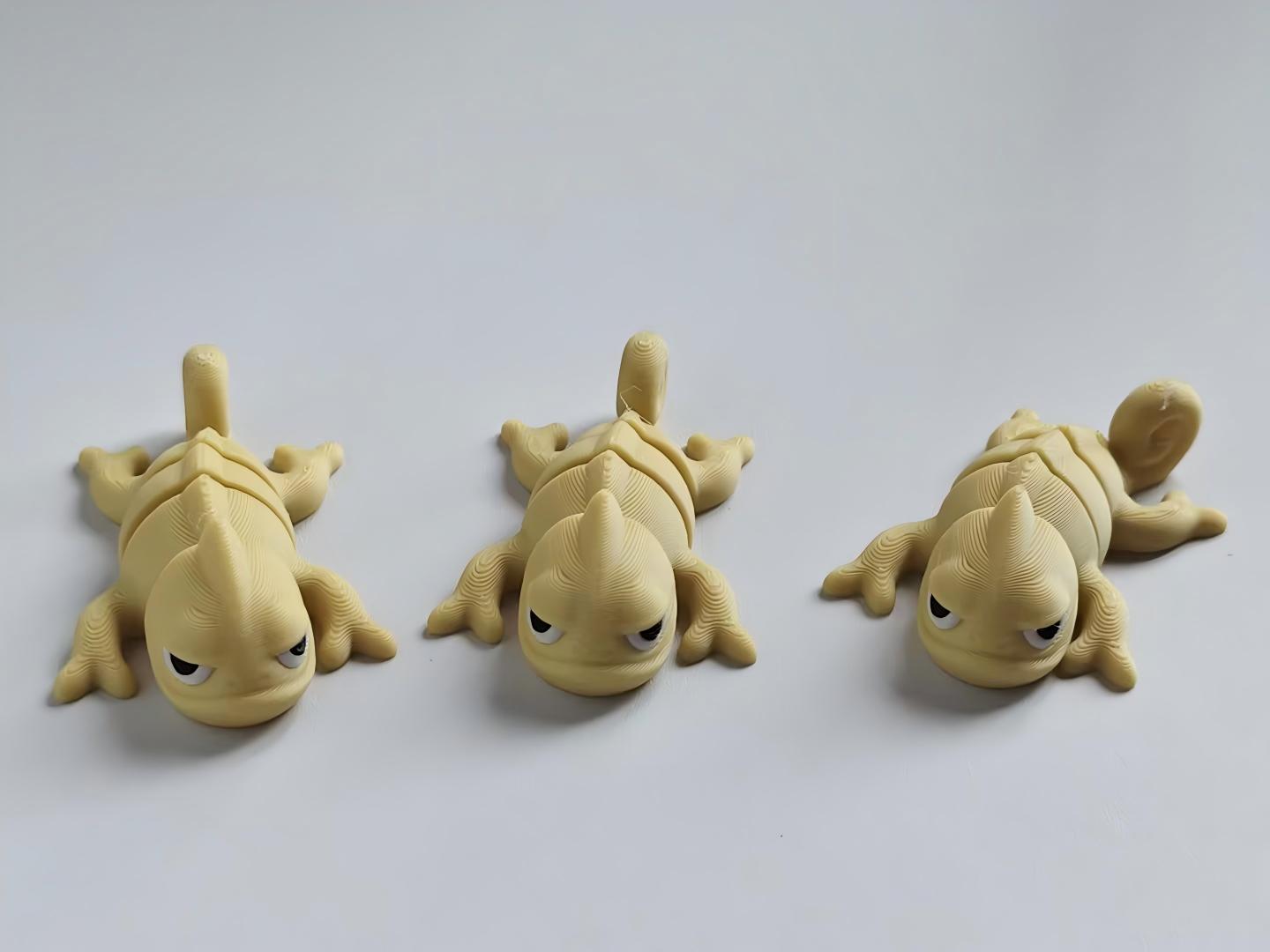 3D-printed cute lizard figurine