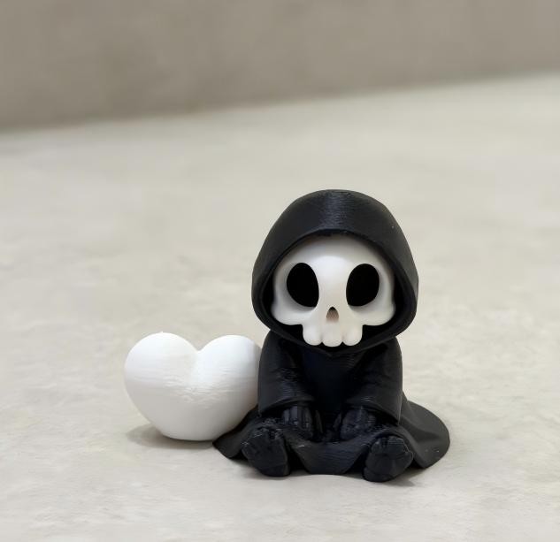3D-printed Halloween "Grim Reaper with Heart" char