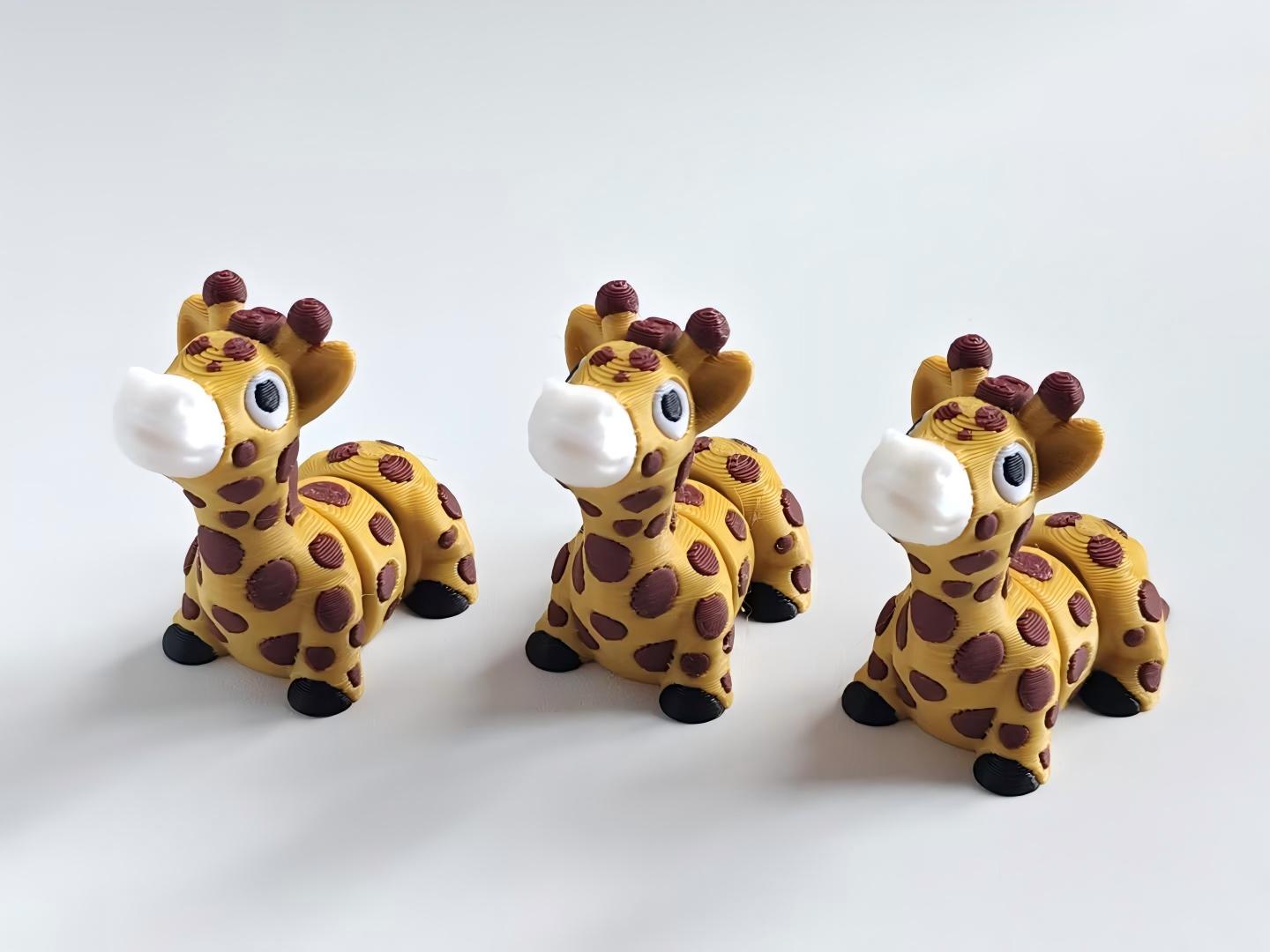 3D-printed giraffe figurine