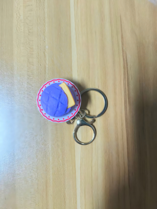 3D-printed pineapple bun face keychain charm