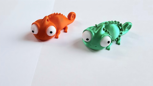 3D printed goofy-cute fish keychain charm